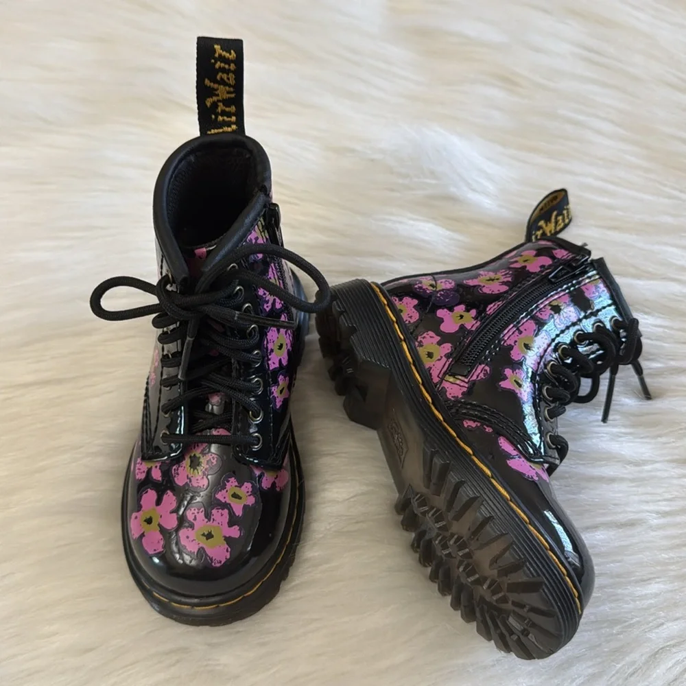Dr. Martens Toddler Pansey Fayre Pink Floral Combat Boots Size 7